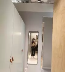 편하고 정말 좋아요! 좀 짧게 입고싶어서 150으로 샀는데도 괜찮어요ㅎㅎ 친구추천으로