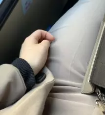 길이랑 사이즈다 적당힌데 제가 배가있어서 밥먹으면 티나는건 빼곤 만족입니당