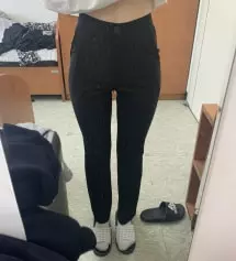 아니 이 가격에 이 퀄리티 실화임미까ㅜ 냄새가 조금 안좋긴하지만 새옷이라 어쩔 수 없