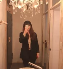 딱 제가 원하던 핏이라 너무 예쁘게 만족하면서 입고있어요!!
