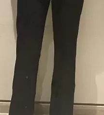 고고싱에서 슬랙스 처음 사봤는데 허리가 밴딩이라 편해용 키가 155인데 기장별 선택 1