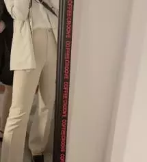 인생 바지입니다 ! 오자마자 바로 착용해봤었는데 역시나 왜 인기가 많은줄 알겠더라고