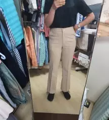 리뷰보면서 M이랑 L 많이 고민했었는데 L 너무 잘맞고 이뻐요~ 서있으면 발목을덮어서 