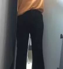 너무 예뻐요 하체가̆̈ 마른편이아닌데도 정말 예뻐요 다른색도 구매하고 싶어요 키는