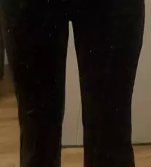 사이즈도 너무 딱 맞고 사이즈 안 맞았어도 잘 늘어나는 재질 때문에 입기 편했을 것 같