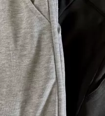 다른 바지에 비해서 허벅지가 좀 작아서 당황했는데 제가 살을 빼서 입으면 되겠어요
