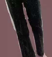 도톰하고 재질이 신기해요 보풀 안날거같은 재질이라 좋아요 xs사면 작을까봐 걱정 많이