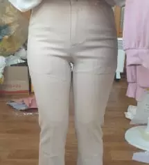 지금 사이즈는 S인데 XS의 몸매로 만드려고 지금 아직 다이어트 중인 사람입니다. 사이