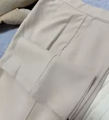 158/50 키가 애매하게 작아서 롱한 바지 입고싶어도 시키면 너무 길어서 자르니까 핏 이