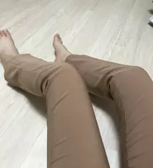 검정색을 150 xs로 샀는데 길이가 약간 아쉬웠습니다
