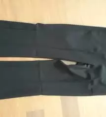 허리랑 길이 딱 맞아서 좋아요! 여름에는 살짝 더울 것 같아요.
