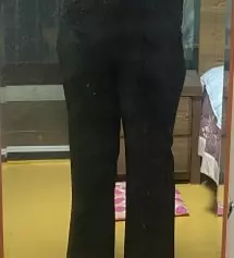 예쁘고 다리는 좀 길어보이는 것같아요 잘산것같은데 조금만 뭐먹어도 일반 스키니진과