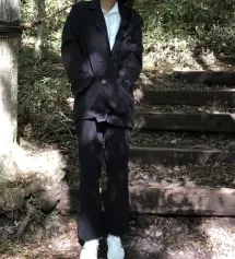 반하이 모찌슬랙스 블랙은 두번째 구매에요. 베이지 색상 s는 딱 맞는데 블랙 s는 허벅