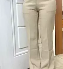 검은색 에스를 샀을때 맘에 드는데 좀 작아서 이번엔 엠을 샀어요. 딱 편하게 잘맞아요