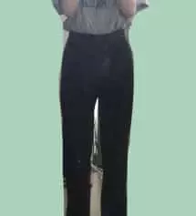 xxs 샀다가 널널하게 입으려고 xs도 샀어요. 
