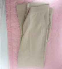 S랑 M중 고민하다가 M샀는데 괜찮아요!
