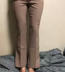 색감 좋고 라인도 이뻐요 다만 소재자체가 좀 얇아요 검정도 사고 좋아서 또 산건데 검