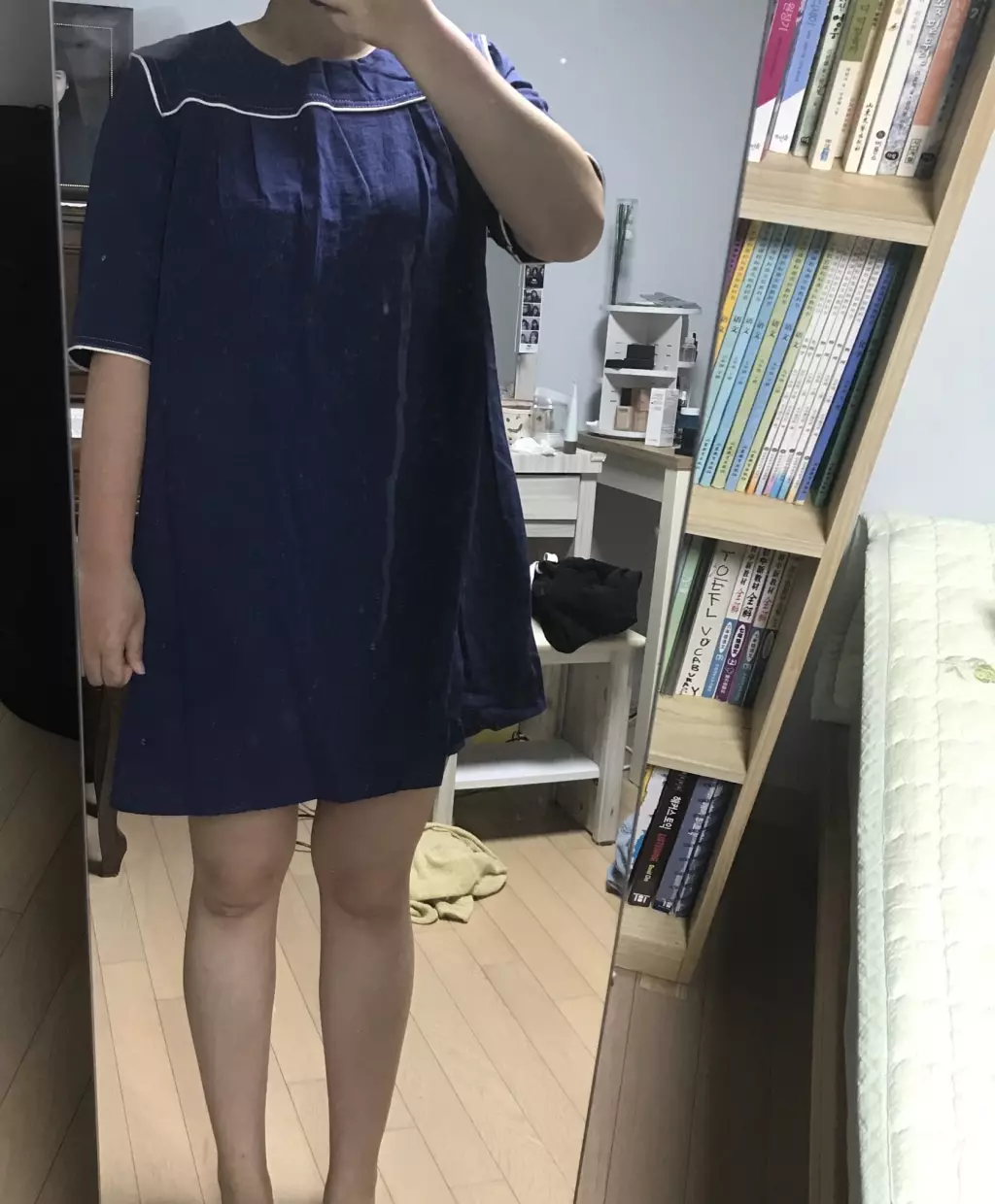 제키에는 알맞는 사이즈이나 팔을들거나 하면 좀 많이 올라갑니다 ㅠㅠ 소재는 시원한 