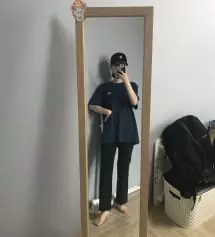 우선 처음에 S를 받았을 때 되게 딱 맞아서 놀랐어요! 기장은 약간 복숭아뼈를 덮고 싶