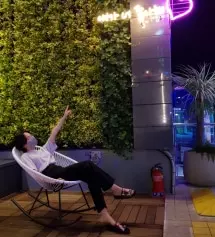 그냥 많이 샀다길래 샀는데 웬걸... 핏이 너무 예뻐요ㅠㅠㅠ 161/49 인데 허리 딱 잡아