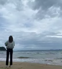 평소 s사이즈 사면 허리가 너무 커서 수선하거나 벨트 메도 핏도 이상해지고 벨트로 너