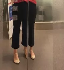 생각보다 작았고 길이도 좀 긴편이여서 줄여서 입었어요 ㅎ
