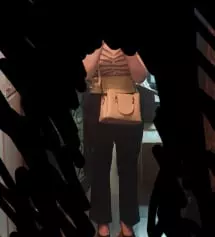 엉덩이랑 골반이 넒어서 L이랑 XL 둘 다 구매했어요
