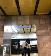 하이웨스트라 허리도 잡아주고 다리도 완전 길어보여요
