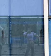 제 스펙은 153-4에 41-2키로이구요 몸집도 작고 체구도 작아서 항상 바지살때마다 정말