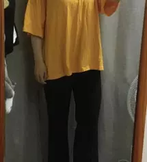 티셔츠랑 편한 스타일로 입어도 이쁘고, 블라우스랑 여성스러운 스타일로 입어도 이뻐요