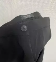 키 151인데 입었을 때 딱 발목 밑까지 내려와요! 핏도 예뻐요!
