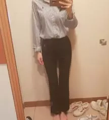 진짜 적극 추천입니다!! 제가 허리가 23인치라 백화점 몇군데를 돌아다녀도 맞는 슬랙스