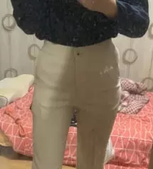 키 160/52키로 정도 155 s사이즈 샀는데 딱이에요!!! 진짜 고급스러워 보이고 이뻐요 꼭