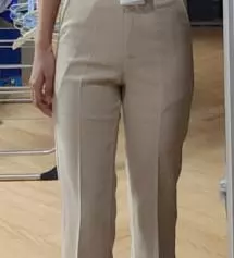 와아아아아ㅏ우 엄청 편해요! 그리고 부드러워요! 베이지색 바지가 없어서 하나 구매했