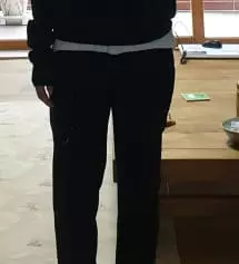 허리랑 엉덩이를 딱 잡아주고 길이도 제가 좋아하는 기장이라 핏이 너무 마음에 들어요