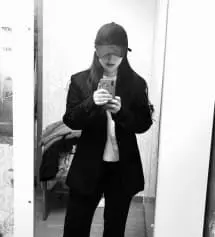 제 인생 슬랙스에요 기본으로 입기 좋고 다만 입다보면 
