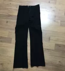 엄청 편해요 리뷰 왜 많은지 알겠네요 살이찌고있어서 다음엔 에스사이즈 주문해야할꺼