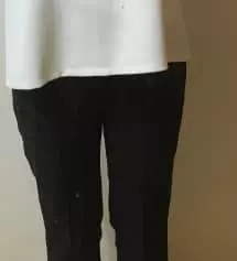 두번째 구매입니다!! 키가 작은데 길이부터 품까지 모두 완벽합니다^^ 다리도 길어보이