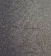 바지 처음 주문 딸이꺼랑 제꺼 같이 주문했는데 괜찮길래 재주문 했는데 흠집이 있네요