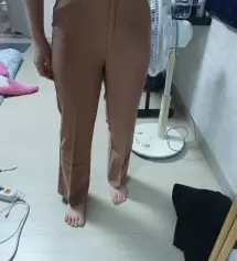 블랙 베이지 가지고 있는 사람인데..ㅜㅜ 이색은 너무 별로네요 빛반사? 같은게 너무 심