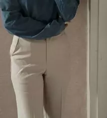 허리가 좀 조였는데 입다보면 늘어나겠죠ㅎ... 봄 가을에 딱 입기 좋을거 같았어요. 스