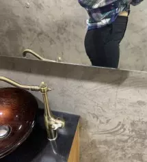 길이 이렇게 딱 맞는 바지 처음이라 감격입니다
