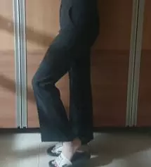 진짜... 진짜 최고... 살면서 많은 슬랙스 많은 바지를 입어봤지만 이렇게 편하고 깔쌈