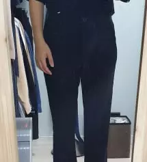 키 171에 몸무게 57~58정도예요
