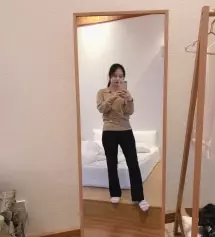 작은사이즈가 있어서 좋아요  나한테  맞는 사이즈를 고르니까 옷이 딱맞고 줄이지않아