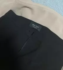 진짜 최고에요 사이즈가 다양해서 길이 안 줄여서 입을 수도 있고ㅠㅠㅠ. 진짜 바지는 