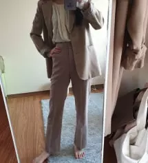 블랙 색상 구매하고 마음에 들어 다른 색상도 구매했어요!!
