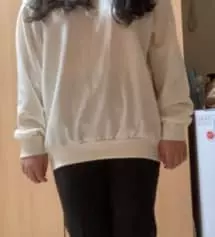 전체적으로 통통한 체형이라 살때 L랑 Xl 중에 고민 정말 많이 하고 구매했는데 L사길 