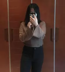 진짜 너무 좋아요!! 바지를 사면 항상 수선해야해서 살 때 힘들었는데 믿고 삽니다. 그