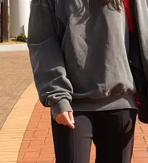 초겨울까지 잘입을꺼같아요 더 추워지면 입기 추을거같아요 핏 예쁘고 마음에 드네요. 